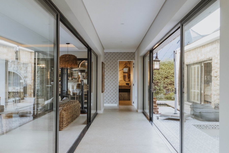 5 Bedroom Property for Sale in Pearl Valley at Val de Vie Western Cape